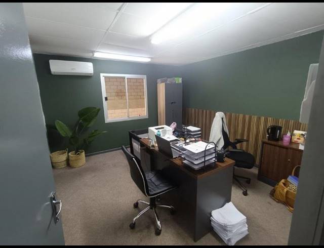 INDUSTRIAL PROPERTY TO RENT IN ROBERTVILLE